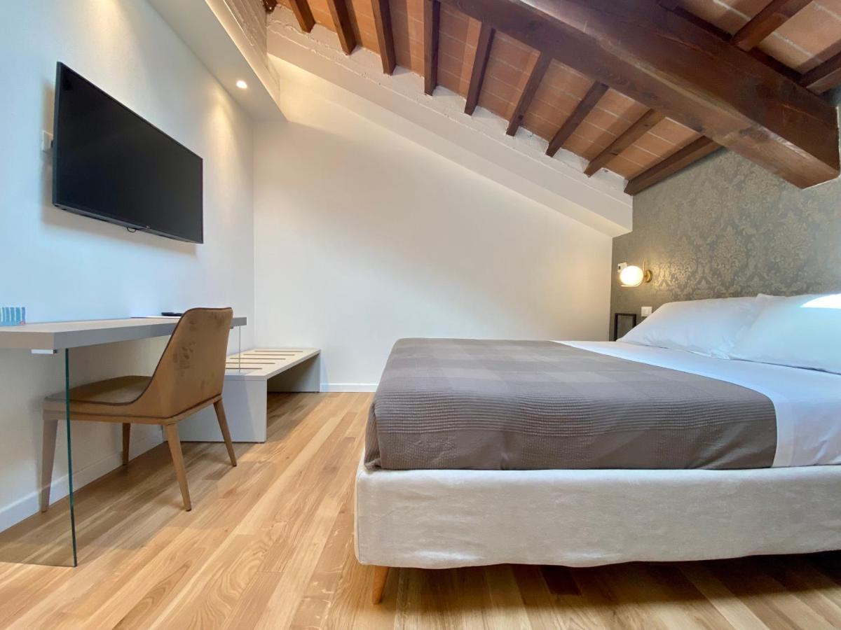 Residenza D'Epoca Dei Fondachi Hotel ซาร์ซานา ภายนอก รูปภาพ